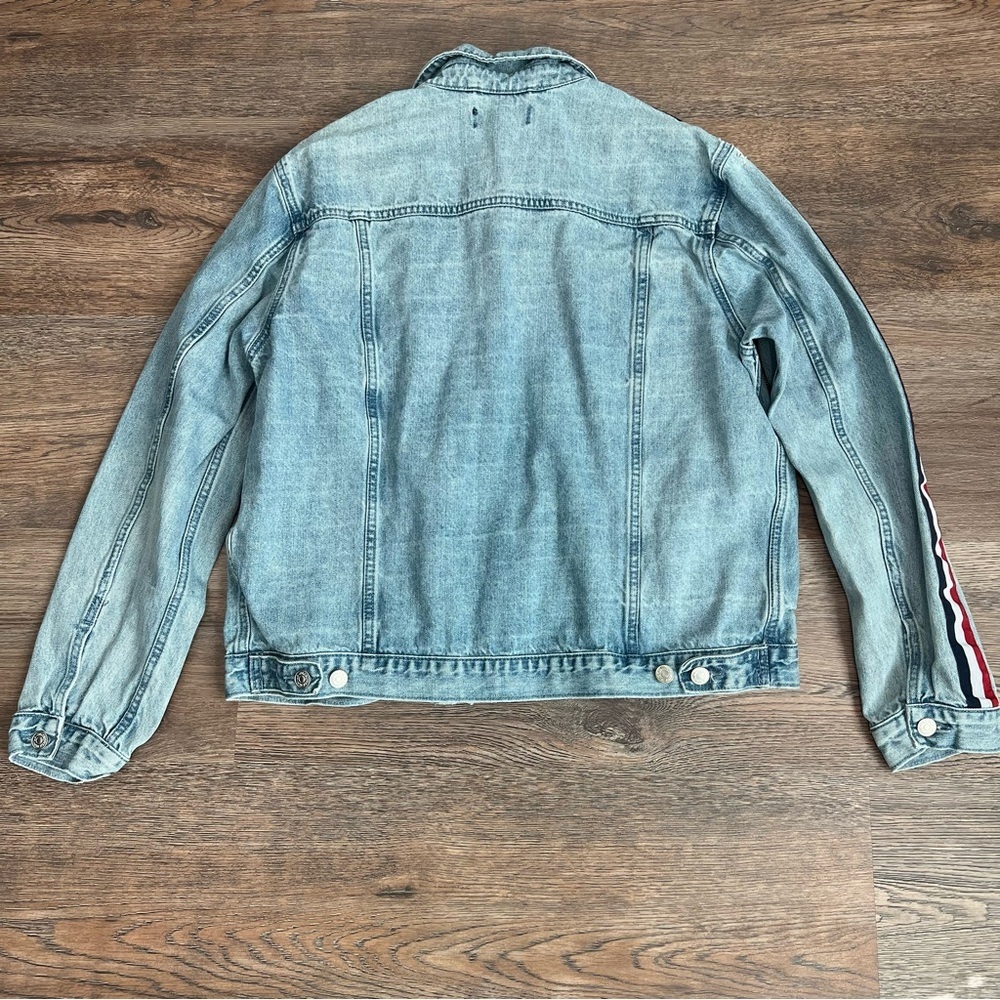 PacSun Denim Jacket Medium Light Wash Striped Sleeve Jean Jacket Red White - Picture 5 of 9